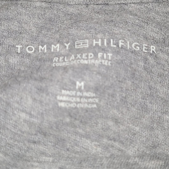 NWOT Tommy Hilfiger Bling T-shirt - Picture 4 of 4